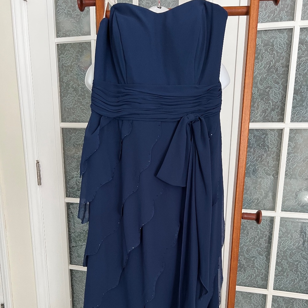 CAMERON BLAKE BEADED GOWN WITH SEPARATE SHOULDER COVER ROUCHED SIDE 10 NEW